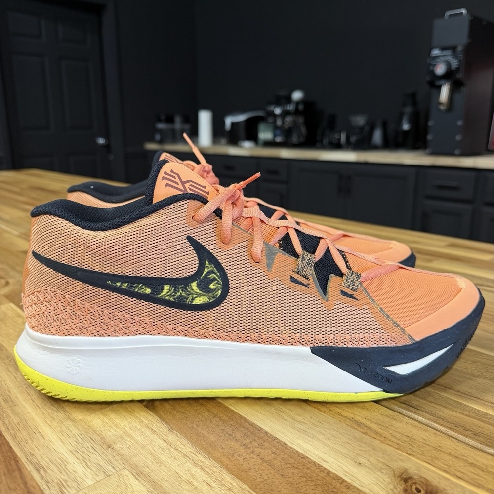 Nike Kyrie Flytrap 6 Mens Size 14 Orange Black Basketball Running Shoes Sneakers